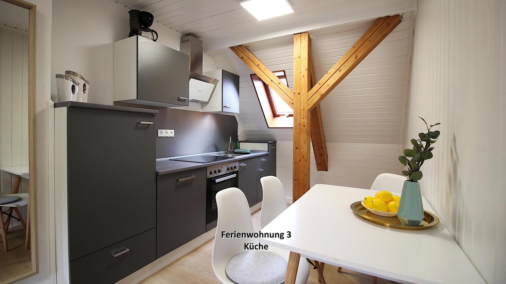 3 Zimmerwohnung In Wuerzburg Naehe Uniklinik, Free Parking Buitenkant foto